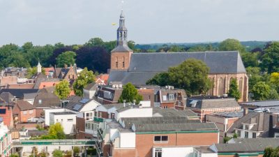 Zicht Op De Oude Calixtuskerk